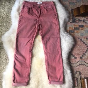Free People Distressed High Waisted Straight Leg Jeans!